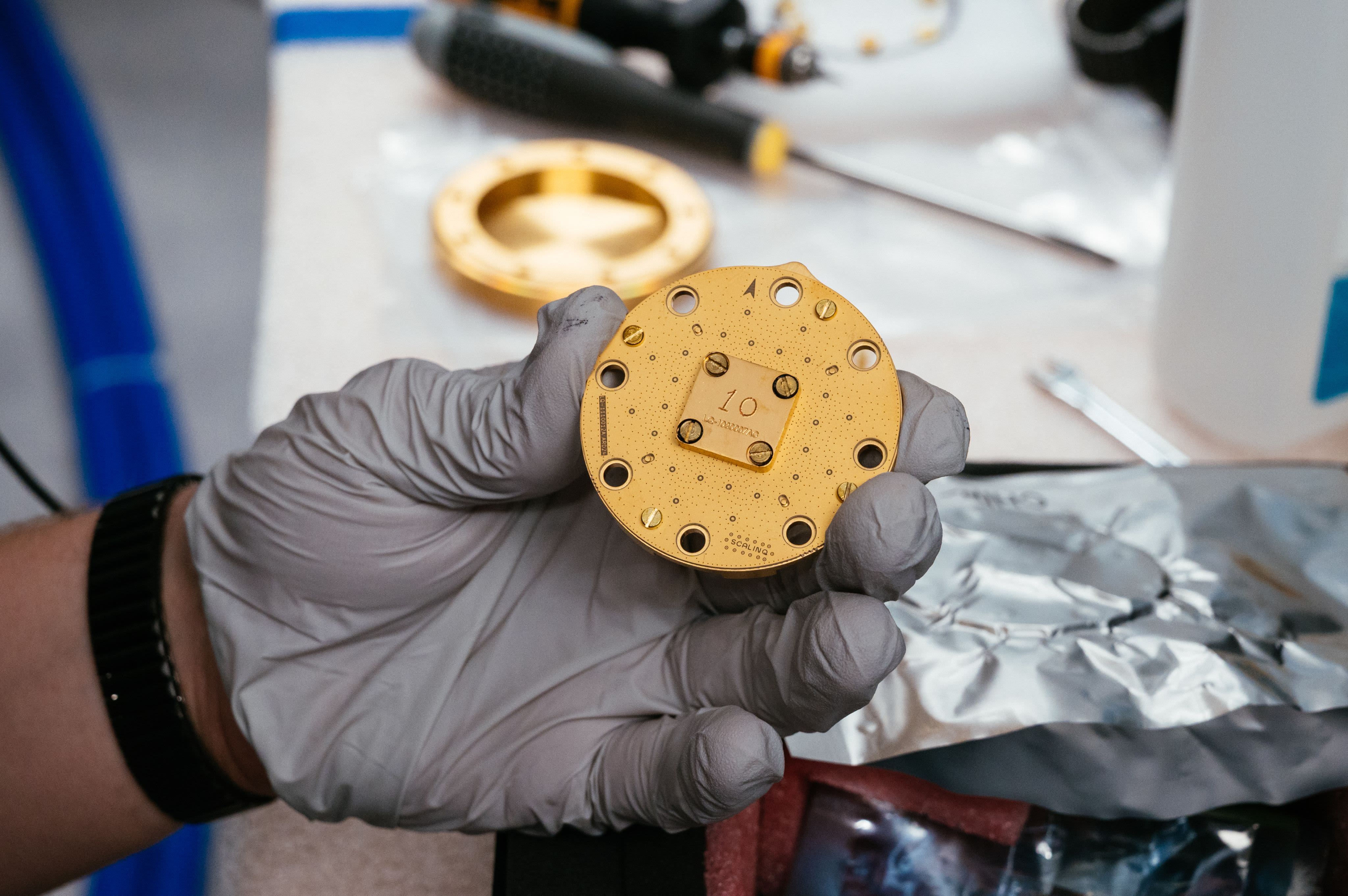 Installation of the IQM computer at Politecnico di Torino