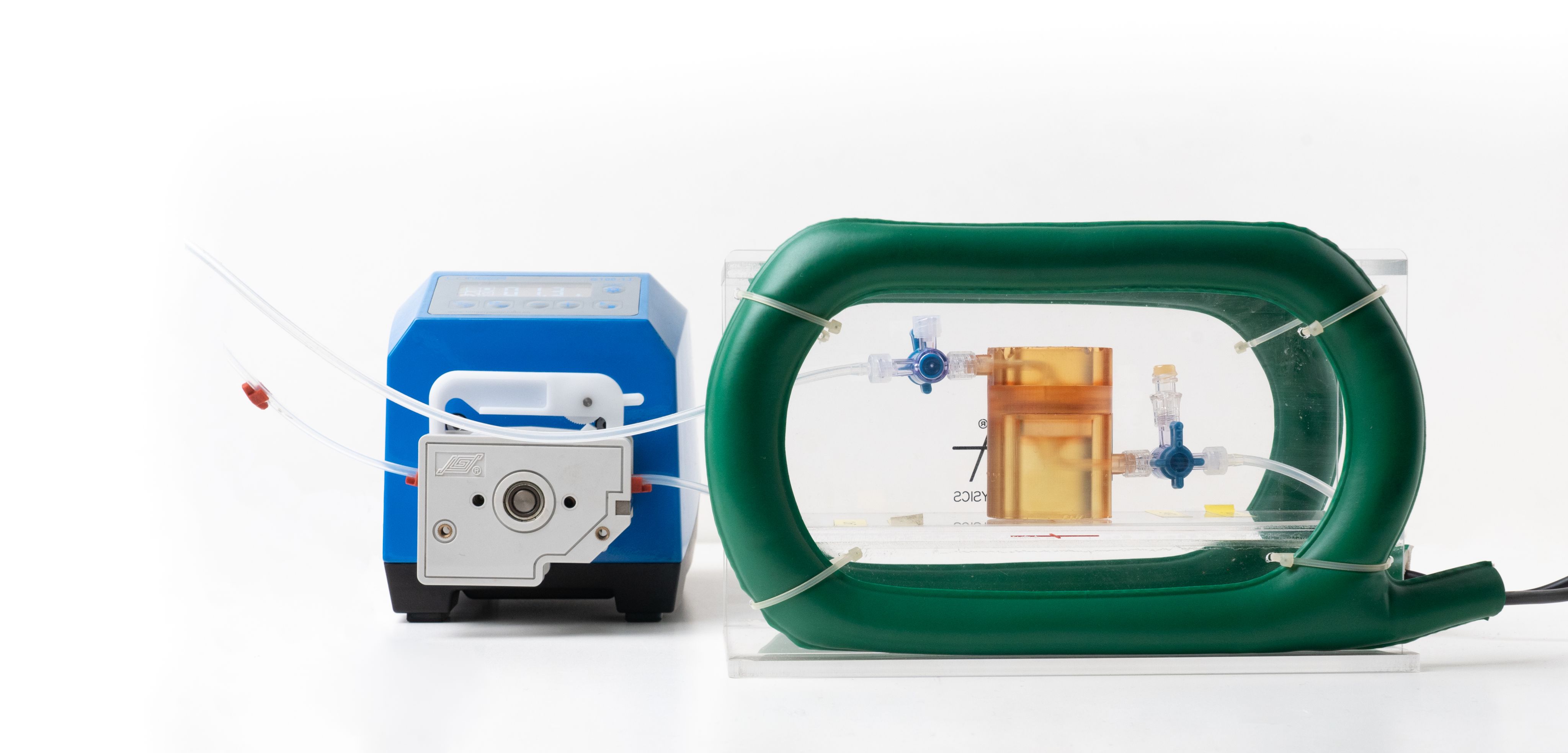 Bioreattore per tessuto osseo combinato con stimolatore elettromagnetico